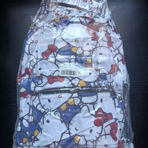 NWT KNAKHOF Hello Kitty Bookbag - Picture 8 of 9